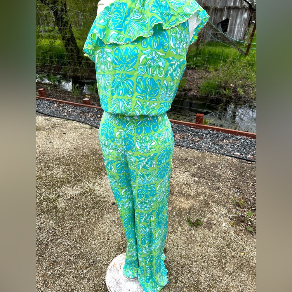 Lilly Pulitzer One Shoulder RuffleJumpsuit Romper 100% Silk Vintage Paisley Sz10